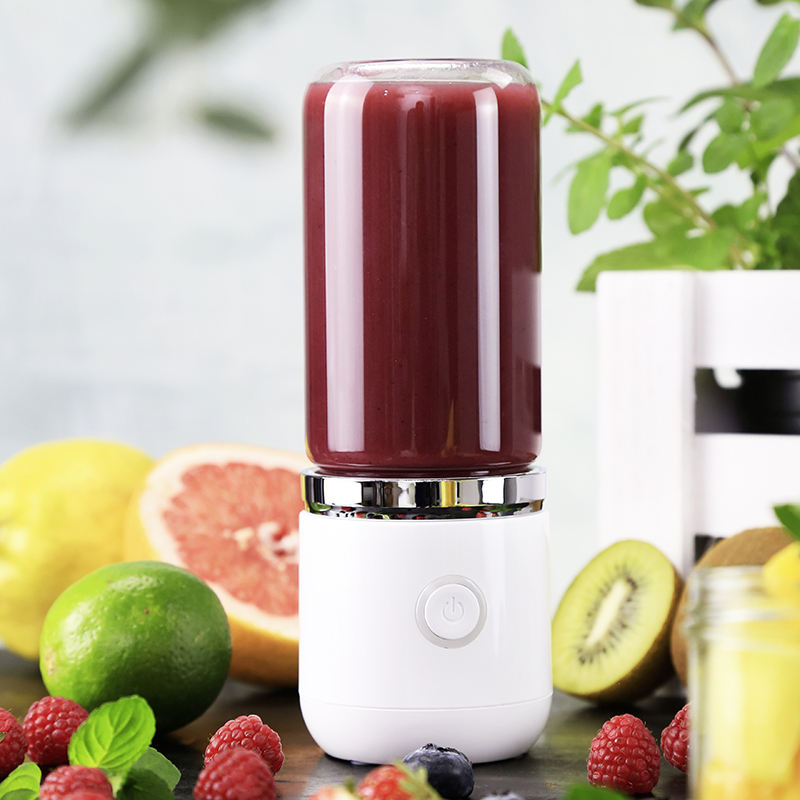 Home Small Mini Portable Rechargeable Juicer