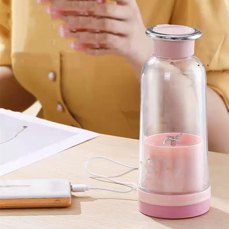 Outdoor Portable Wireless Accompanying Electric Juicer