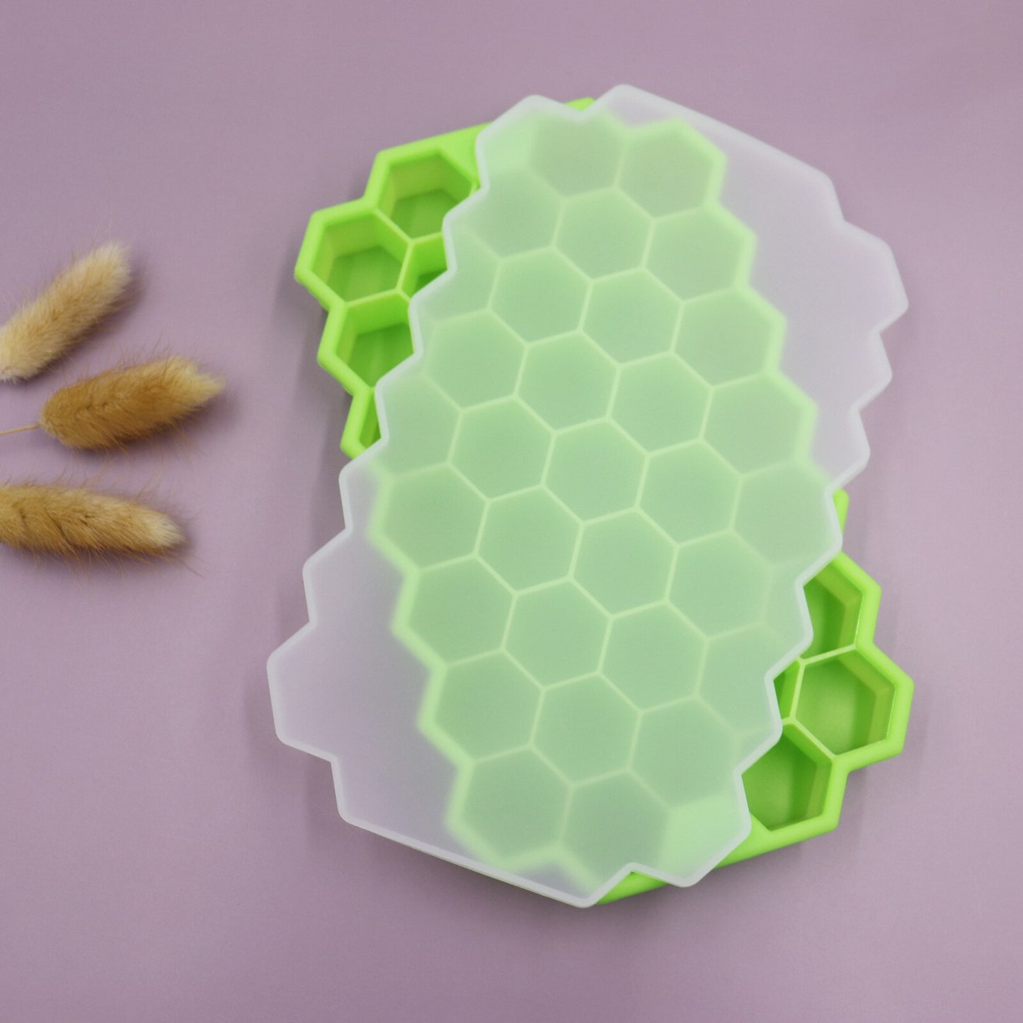 New Silicone Honeycomb Shape Ice Cube Tray With Lids For Party Bar