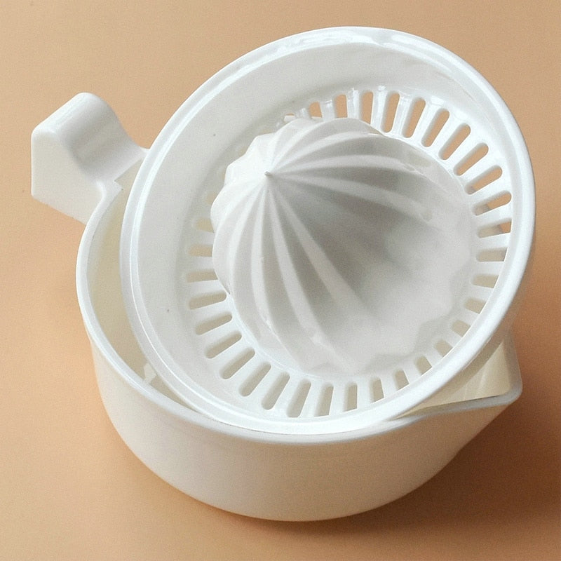 Manual Plastic Fruit Tool Orange Lemon Portable Citrus Juicer