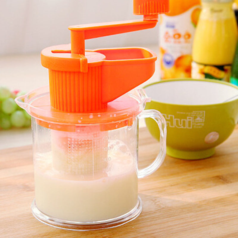 Multifunctional Small Hand-Cranked Fruit Juicer