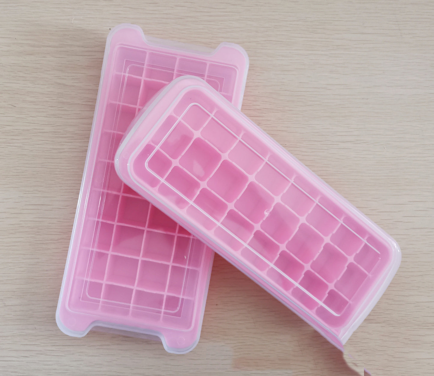 Household Silicone Square Ice Tray With Lid