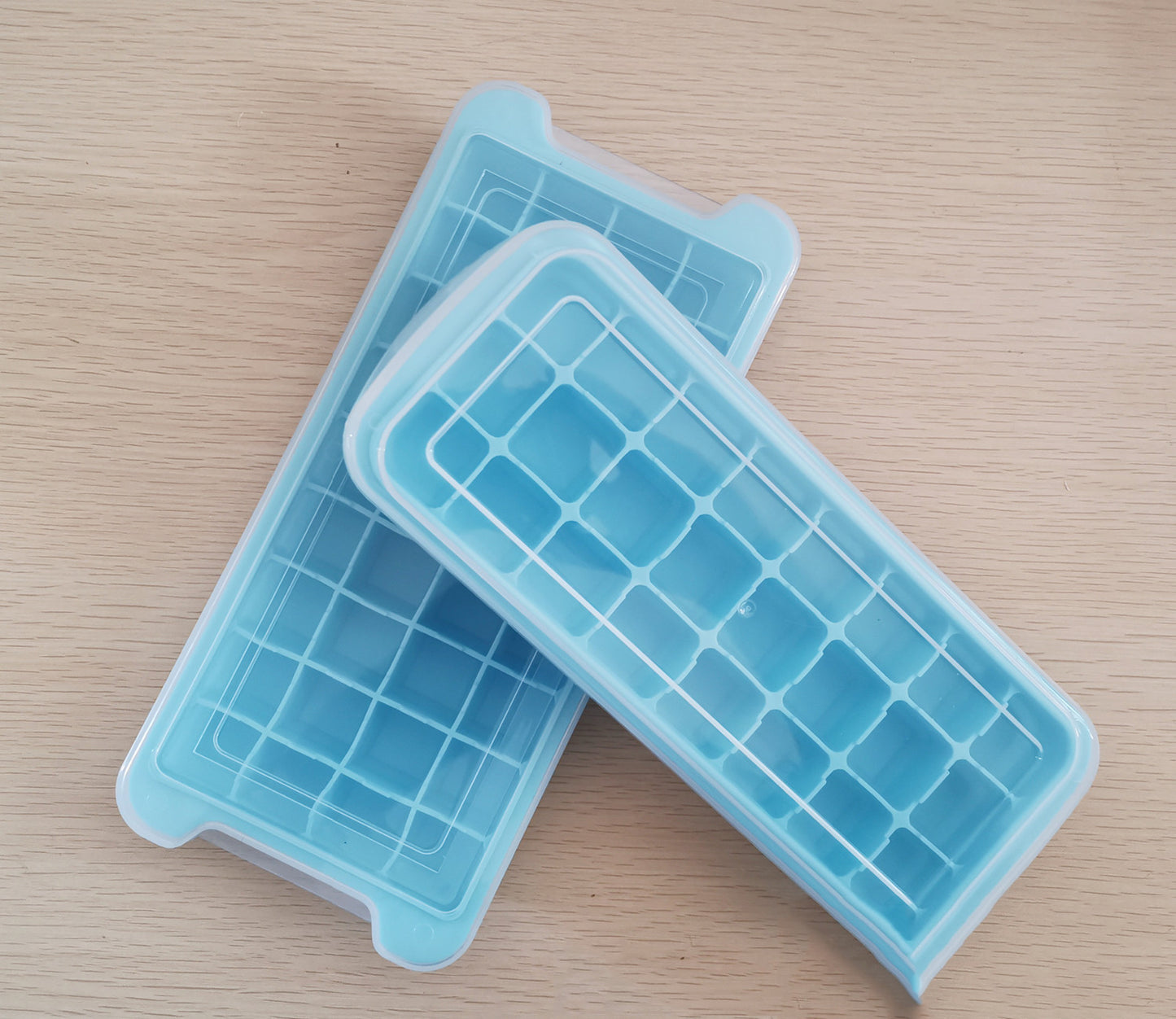 Household Silicone Square Ice Tray With Lid