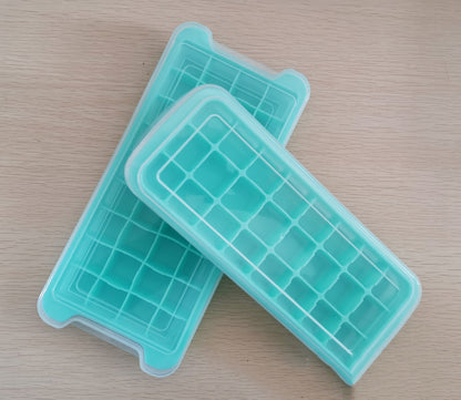 Household Silicone Square Ice Tray With Lid