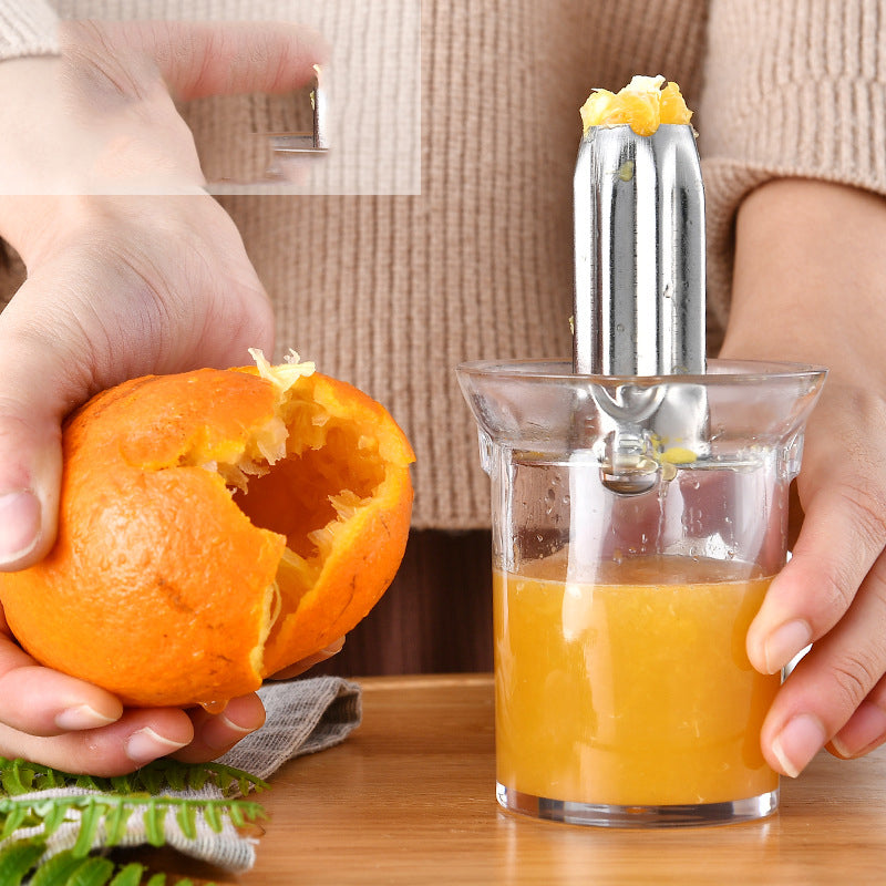 No-cut and easy-to-carry outdoor camping orange juicer