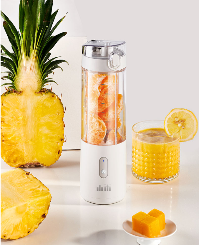 Juicer household fruit small charging portable