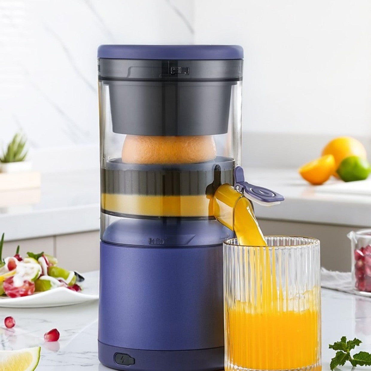 Portable USB Mini Electric Juicer Mixer Extractors Rechargeable Blender