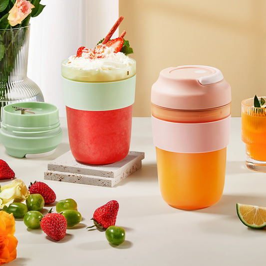 Portable Blender Juicer Cup Rechargeable With 4 Blades For Shakes And Smoothies
