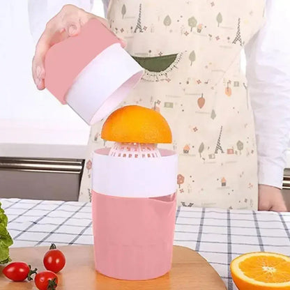 Juice Cup Portable Manual Citrus Juicer for Orange Lemon Fruit Squeezer Child