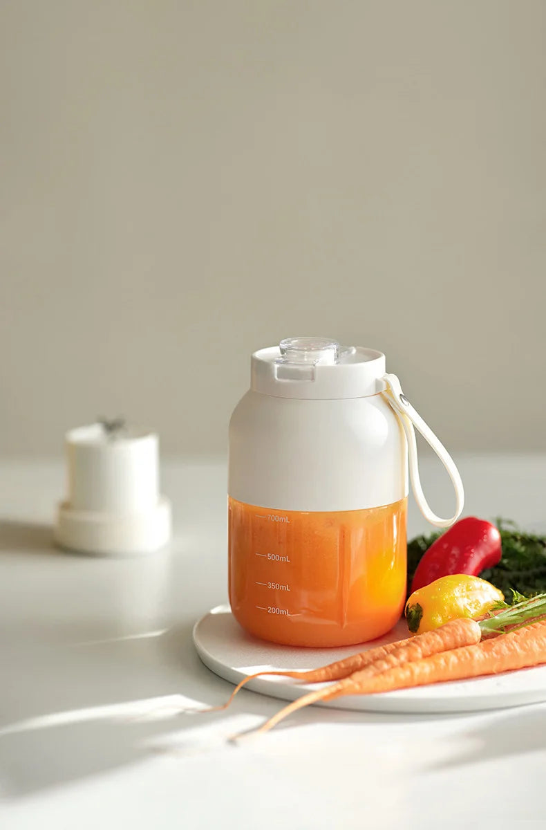 Portable Digital Display Fruit Juicer Blender Ice Blender