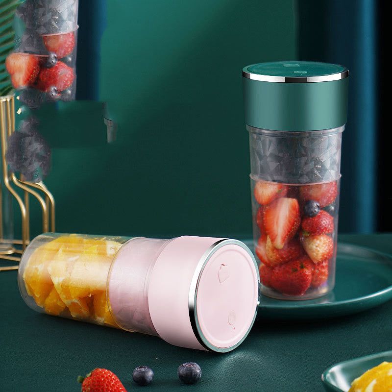 Portable Juicer Mini Home Fruit Juicer Cup