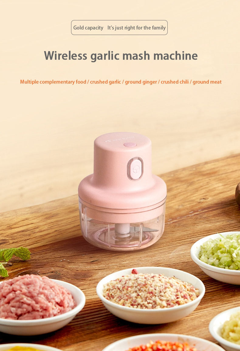 Wireless Electric Garlic Press Mini Meat Grinder USB charging interface